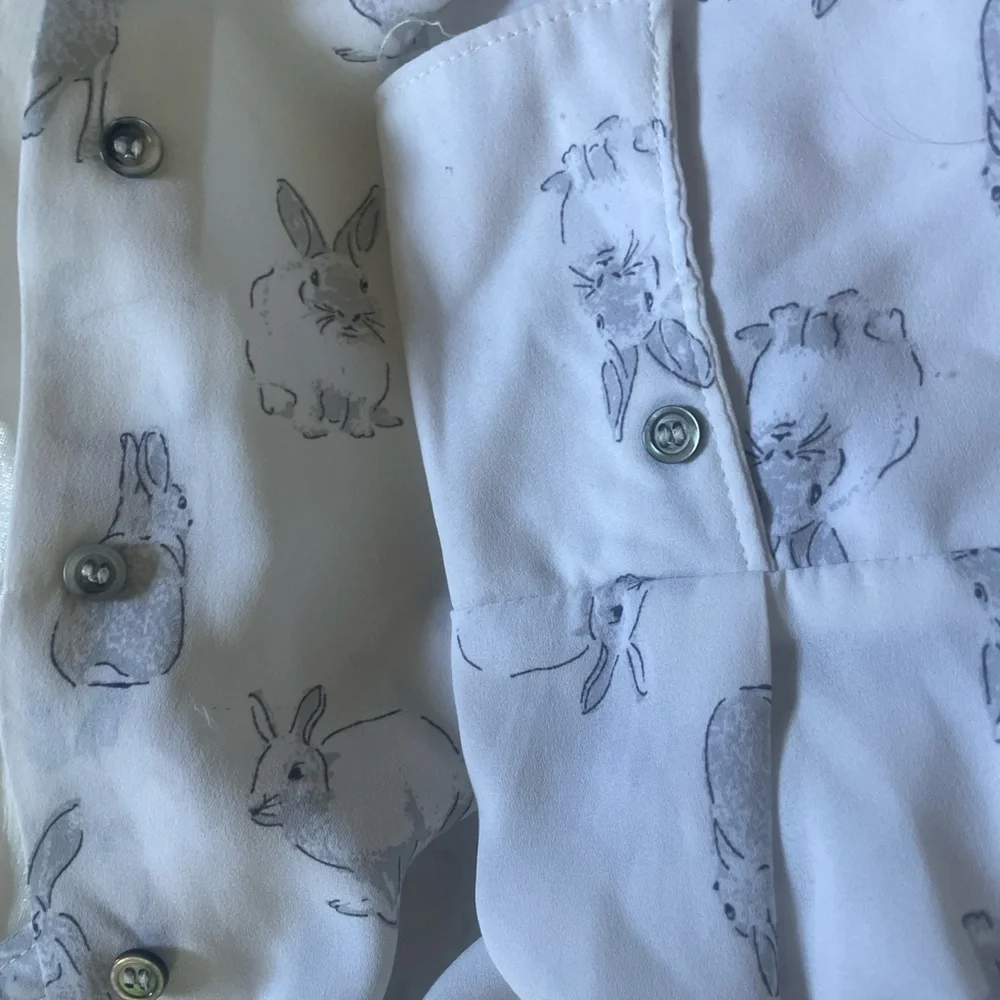 H&M White Bunny Print Button Down Shirt - Picture 5 of 5